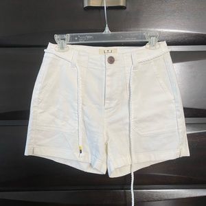 Letter to Juliet white cargo shorts